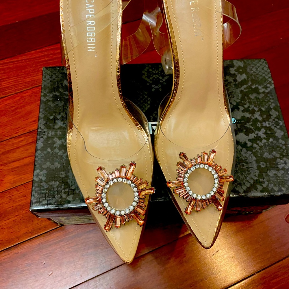 *Brand New* Glassy Jewel Heel. Cinderella shoe.